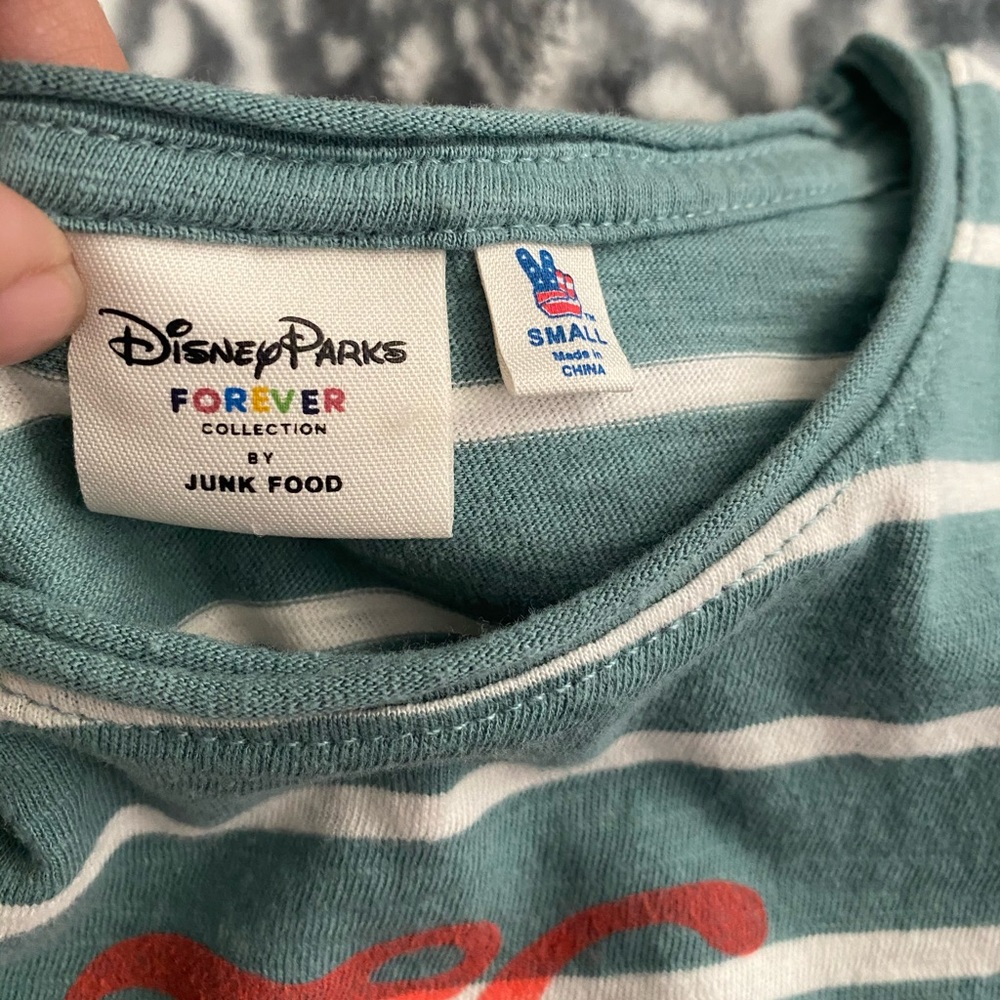 🏰Disneyland girls striped tee - Picture 3 of 3